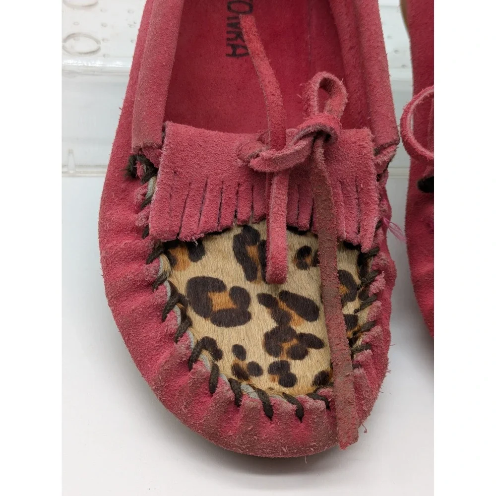 Minnetonka Girls Moccasins Size 1 Pink Suede Leopard Print Fringe Shoes